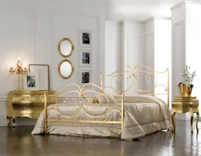 Scopri il letto matrimoniale classico David * Florentia a prezzo imbattibile! Lunghezza max 75 cm.