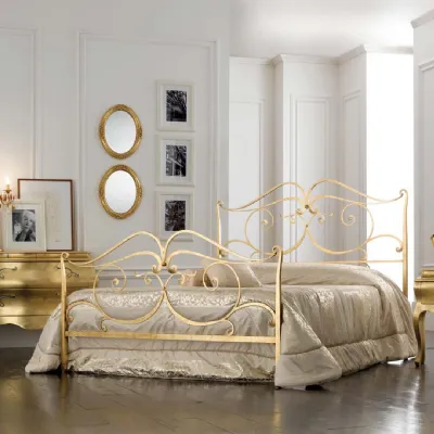 Scopri il letto matrimoniale classico David * Florentia a prezzo imbattibile! Lunghezza max 75 cm.