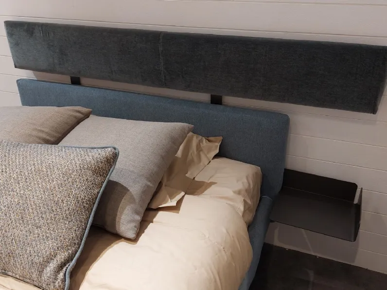 Letto piazza e mezzo con piedini Denver  V&nice a prezzo scontato
