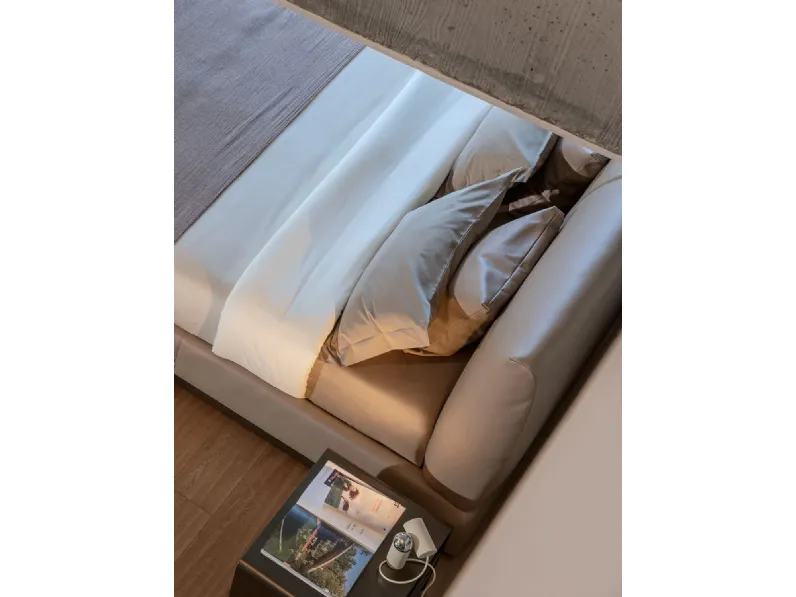 Letto design Atelierm Flou scontato 25%