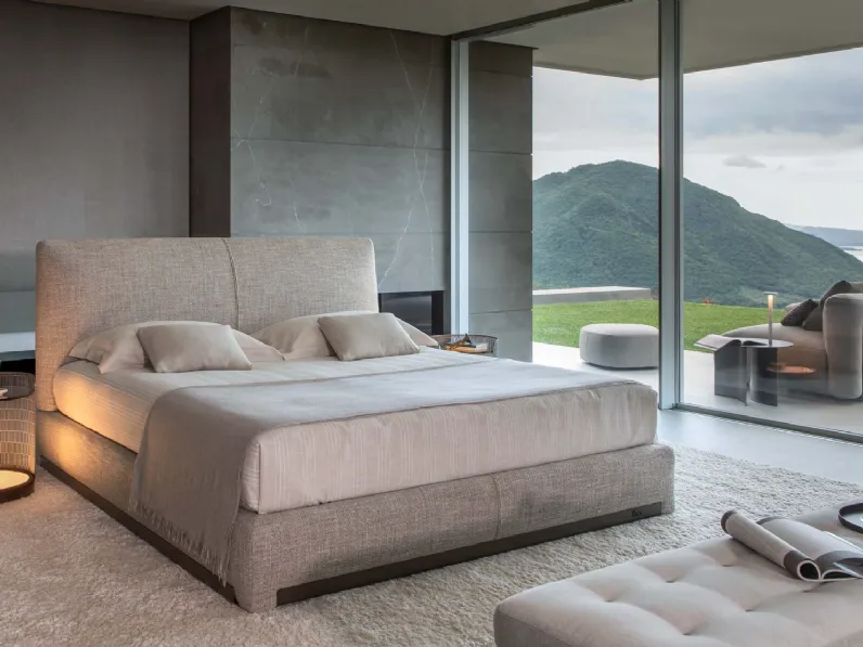 Letto imbottito modello Atelierm: contatta il venditore per scoprire il prezzo 