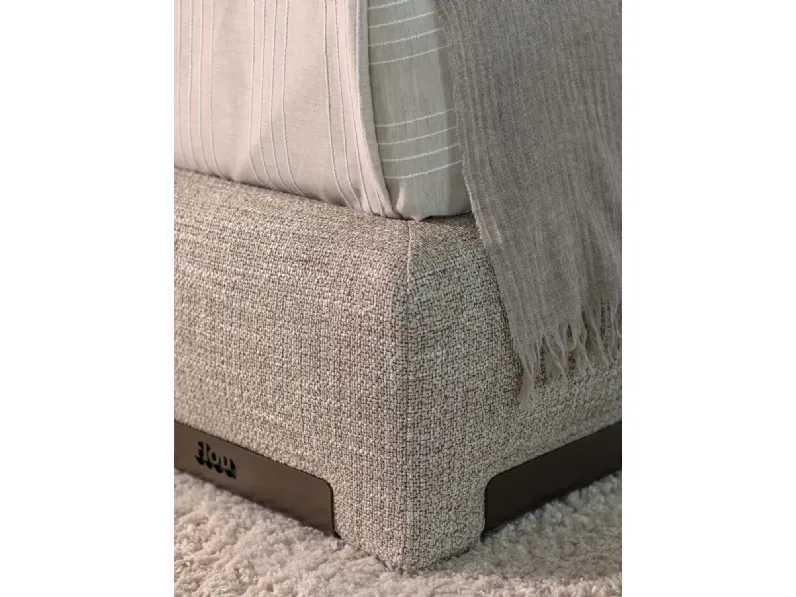 Letto design Atelierm Flou scontato 25%
