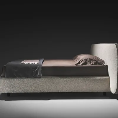 Letto design con piedini B-curve Twils a prezzo scontato