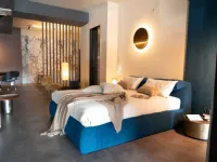 Letto matrimoniale con giroletto Bamboletto B&b italia a prezzo scontato