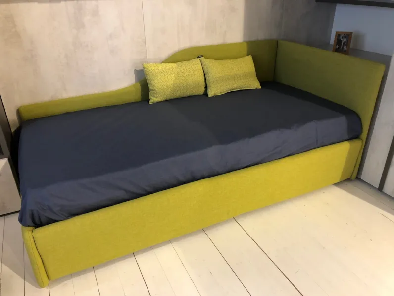 Letto design con contenitore Maya  Twils a prezzo ribassato