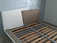 Letto design con gambe Meeting Presotto a prezzo scontato