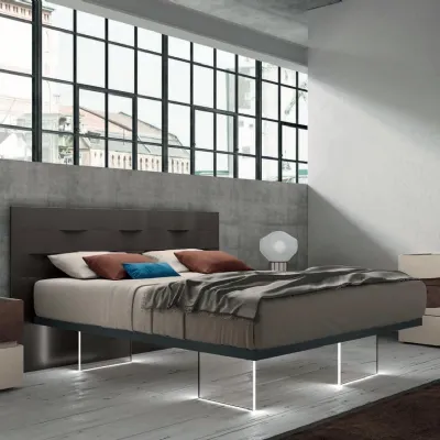 Letto design con gambe Ondulina Artigianmobili a prezzo ribassato