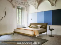 Letto imbottito modello Elle di Twils scontato 30%