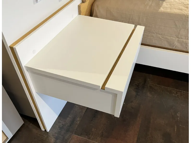 Letto design con giroletto Letto con testiera a doghe Cadore casa a prezzo scontato