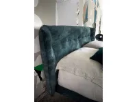 Letto design con piedini Riva Veneran a prezzo ribassato