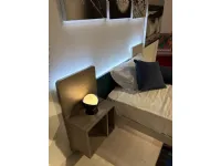 Letto design con piedini Wall Clever a prezzo scontato