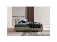 Letto matrimoniale design Frick Twils a prezzo ribassato