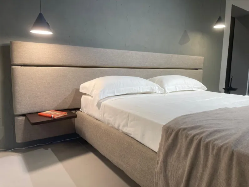 Letto imbottito modello Letto infinito 170x200 di Twils scontato 30%
