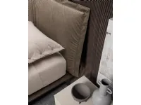 Letto design con gambe Morgan * Dall'agnese a prezzo scontato