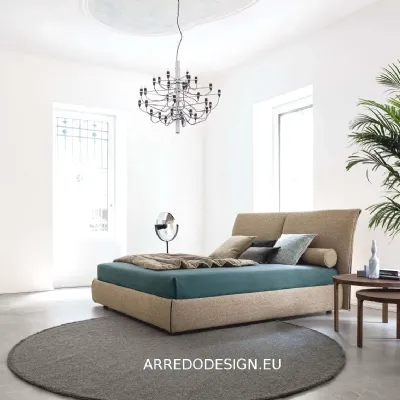 Letto imbottito modello Sail di Twils scontato 30%