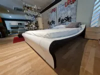 Letto design Silhouette Reflex con un ribasso del 64%