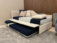 Letto imbottito modello Space di Noctis scontato 30%