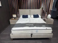 Letto design Tudor Novaluna con uno sconto del 33%