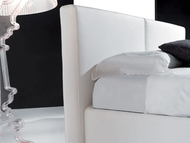 Letto imbottito con contenitore Porto Artigianale a prezzo ribassato
