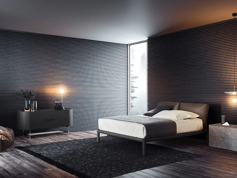Letto design con piedini Dioniso Pianca a prezzo ribassato