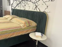 Letto matrimoniale con gambe Elysium Novaluna a prezzo ribassato