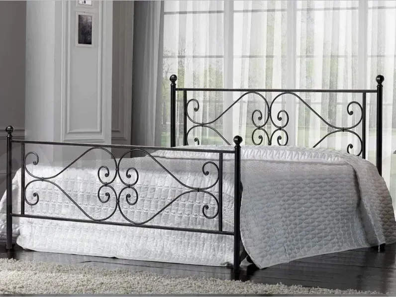 Letto in ferro battuto modello Firenze di Artigianale scontato 25%