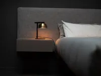 Letto matrimoniale con piedini Fluttua Lago a prezzo ribassato
