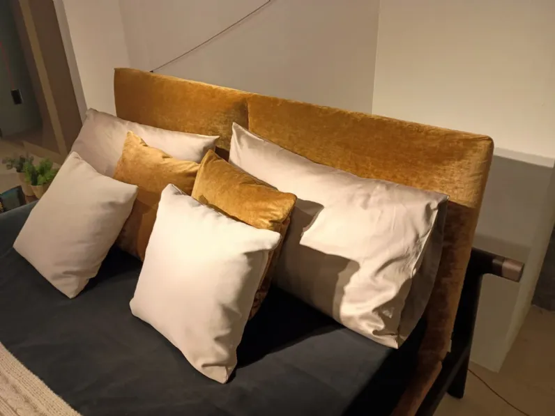 Letto design Fushimi Pianca con un ribasso del 59%