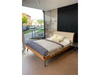 Letto imbottito con piedini GabriBolzana prezzo scontato