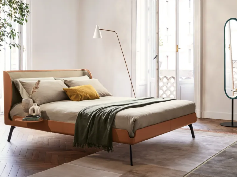 Letto imbottito con piedini GabriBolzana prezzo scontato