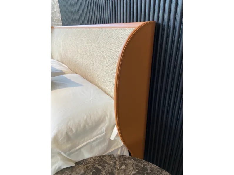 Letto matrimoniale design Gabri Bolzan a prezzo ribassato