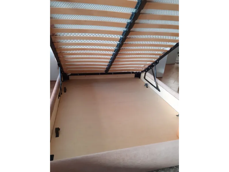 Letto moderno con contenitore Gaia Bolzan a prezzo scontato