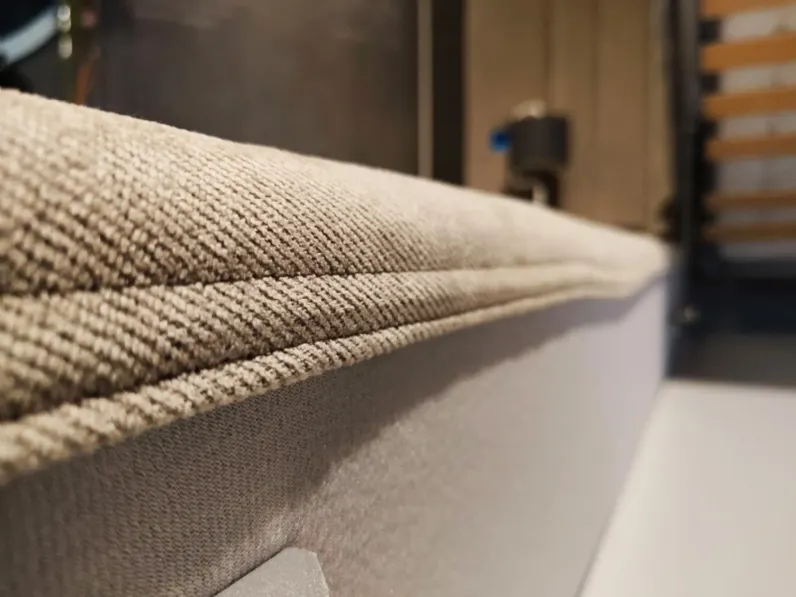 Letto moderno con contenitore Galassia Artigianale a prezzo ribassato