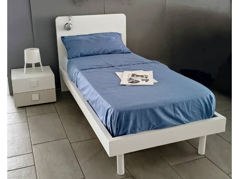Letto in legno con giroletto GiottoDoimo citylinea prezzo ribassato