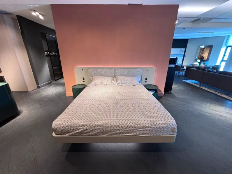 Letto imbottito modello Grand voile: scopri il prezzo 