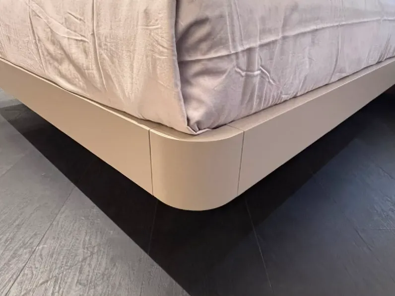 Letto imbottito modello Grand voile: scopri il prezzo 