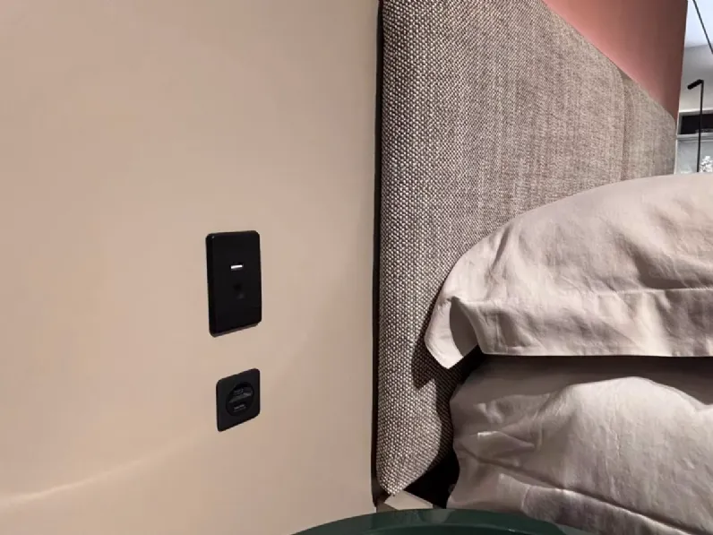 Letto imbottito modello Grand voile: scopri il prezzo 