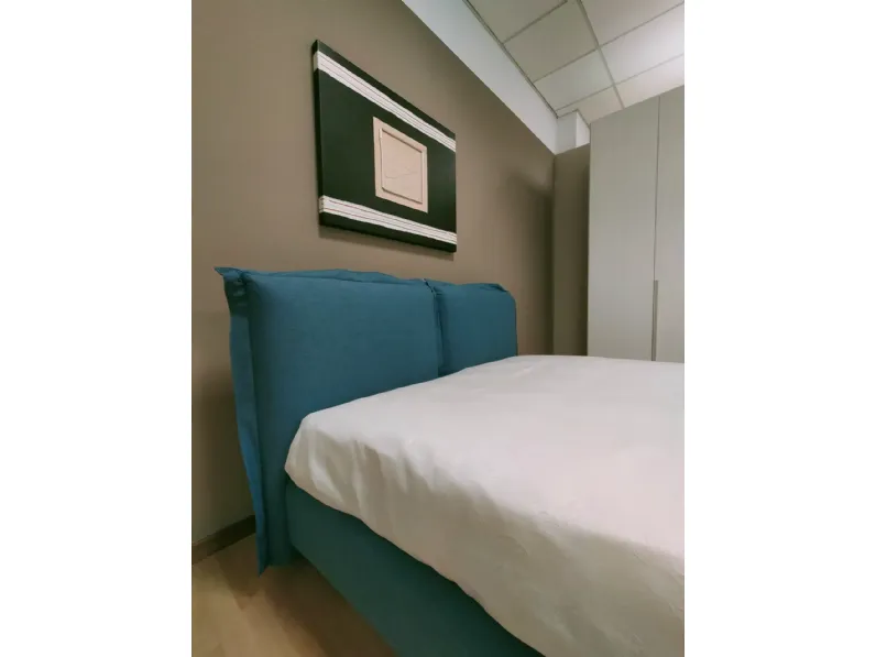 Letto imbottito modello Imbottito con contenitore di Le comfort scontato 40%