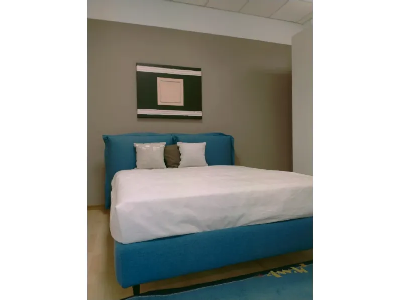Letto imbottito modello Imbottito con contenitore di Le comfort scontato 40%