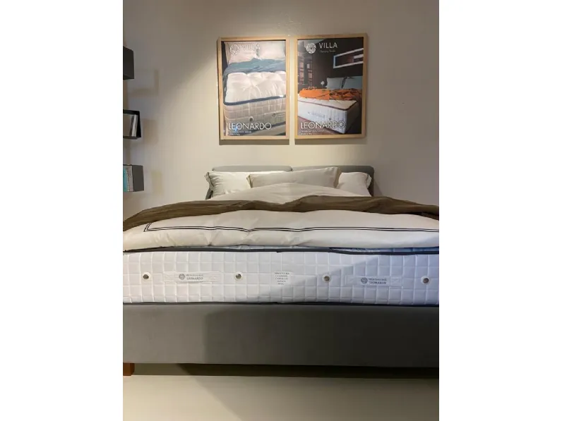 Letto imbottito con contenitore Letto leonardo con contenitoreVilla luxury bedsa prezzo ribassato