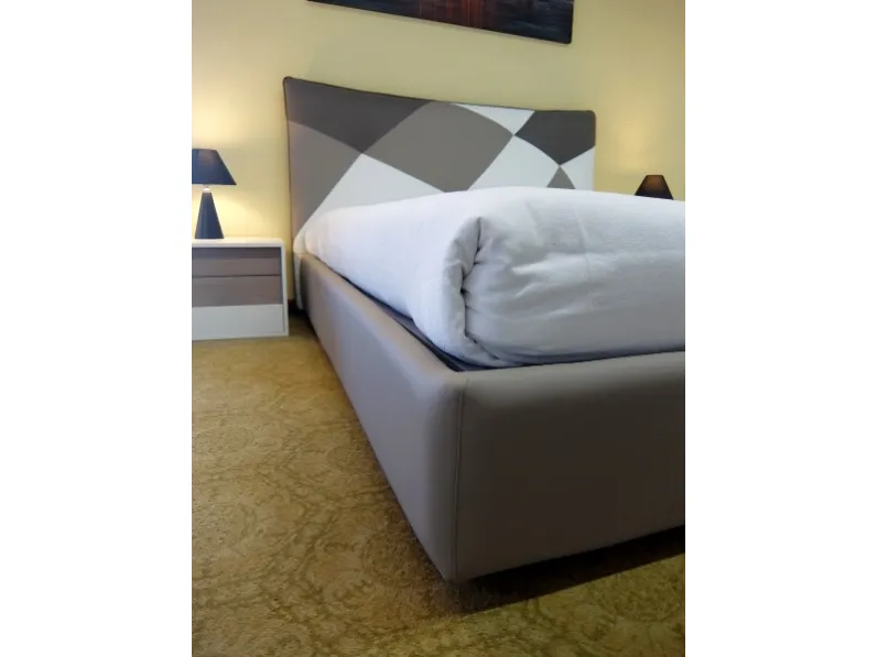 Letto matrimoniale con contenitore Spring Artigianale a prezzo ribassato