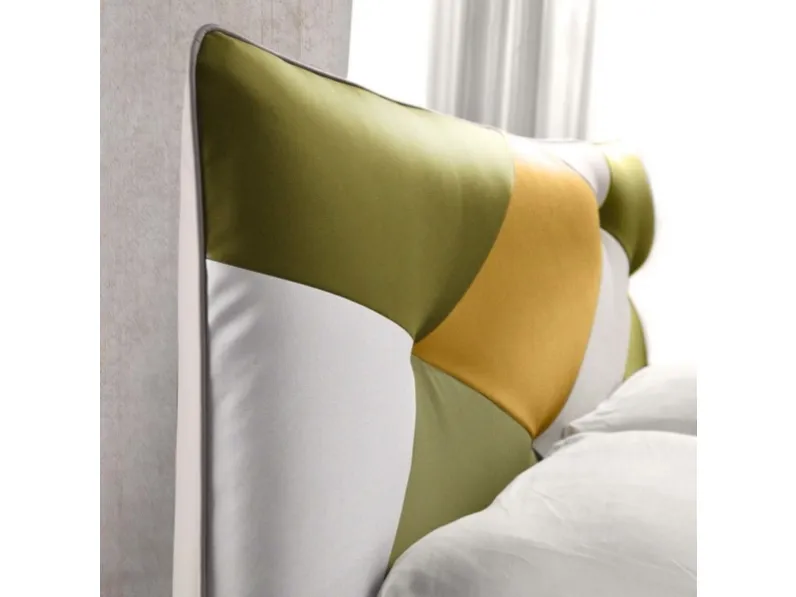 Letto matrimoniale con contenitore Spring Artigianale a prezzo ribassato