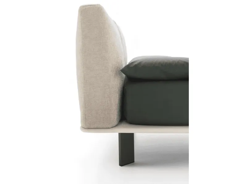 Letto imbottito modello Fenice di Le comfort scontato 30%