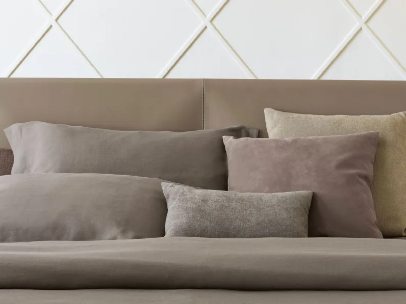 Letto Iko di Flou scontato del 25%