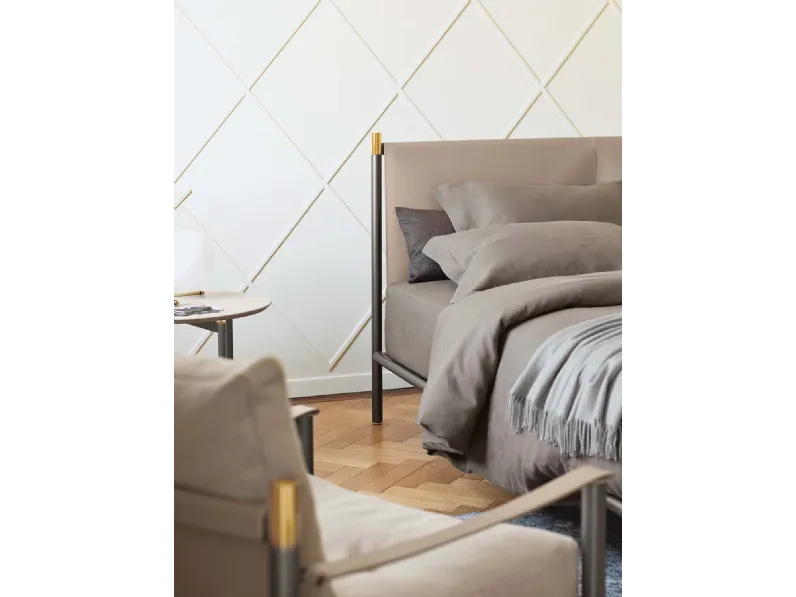 Letto Iko di Flou scontato del 25%