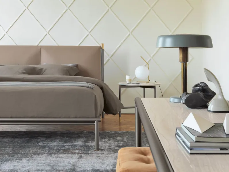 Letto Iko di Flou scontato del 25%
