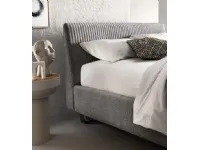 Letto moderno con piedini Keen compatto Samoa a prezzo scontato