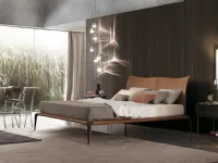 Letto imbottito con gambe MargarethMisuraemmea prezzo ribassato