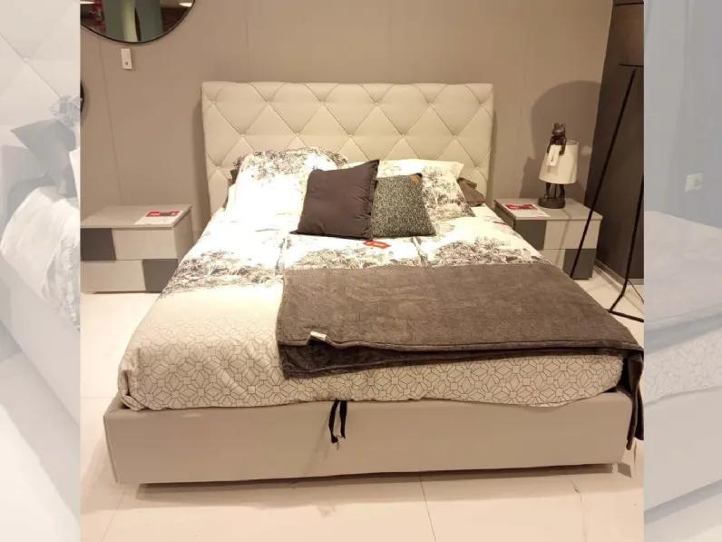 Letto moderno Camelia Collezione esclusiva con uno sconto del 59%