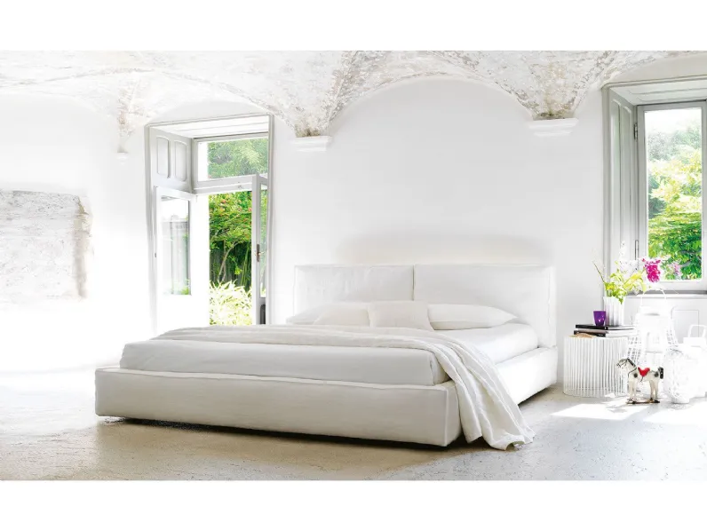 Letto matrimoniale design Cleo * Biba salotti a prezzo ribassato